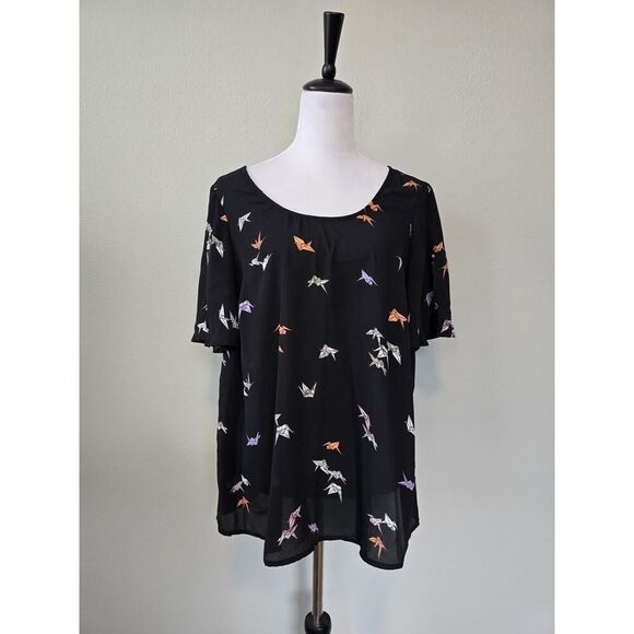 Torrid Black Crane Georgette Bow Back Blouse Size 00 L-XL Origami Whimsical - Picture 2 of 7
